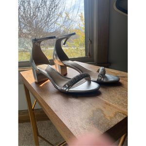 Jewel by Badgley Mischka Special Occasion Heels